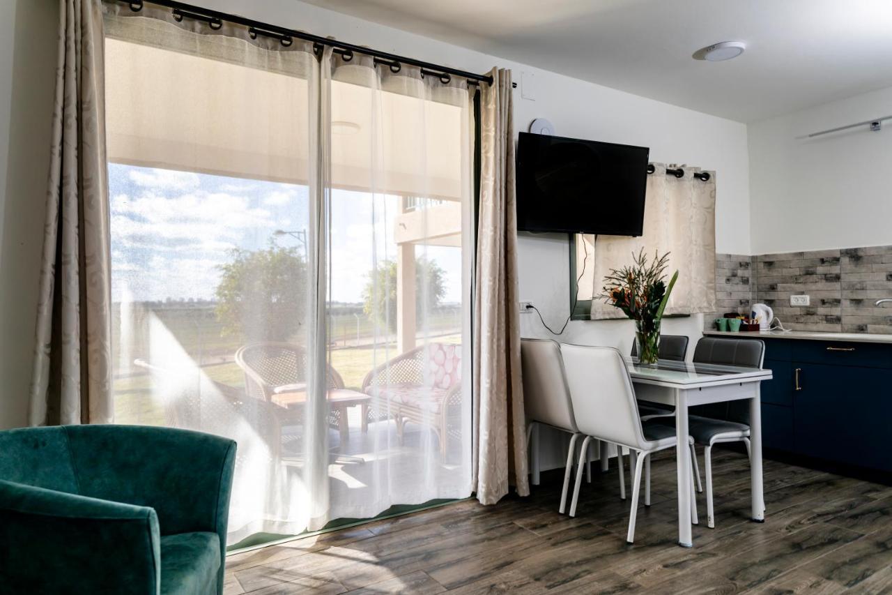 Nes Ammim Hotel Zewnętrze zdjęcie